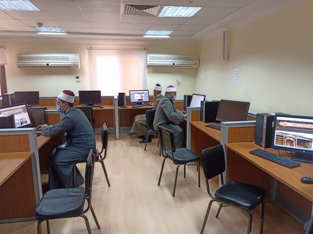 أكاديمية الأوقاف الدولية : بدء فعاليات دورتي